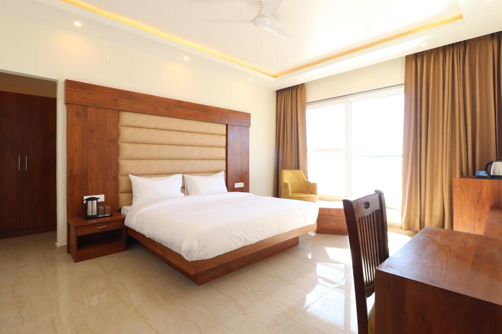 Hotel Mussoorie Heights Dehradun Buitenkant foto
