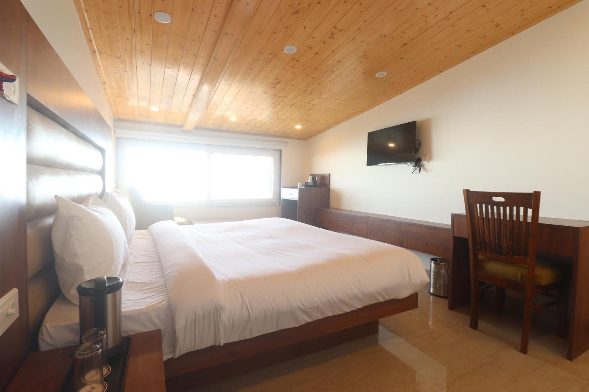Hotel Mussoorie Heights Dehradun Buitenkant foto